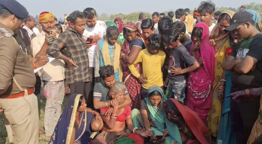 बिहार में होली के दिन दर्दनाक हादसा: रंग खेलने के बाद नहाने गईं दो बहनें और उनकी चार सहेलियां तालाब में डूबकर हुईं मृत