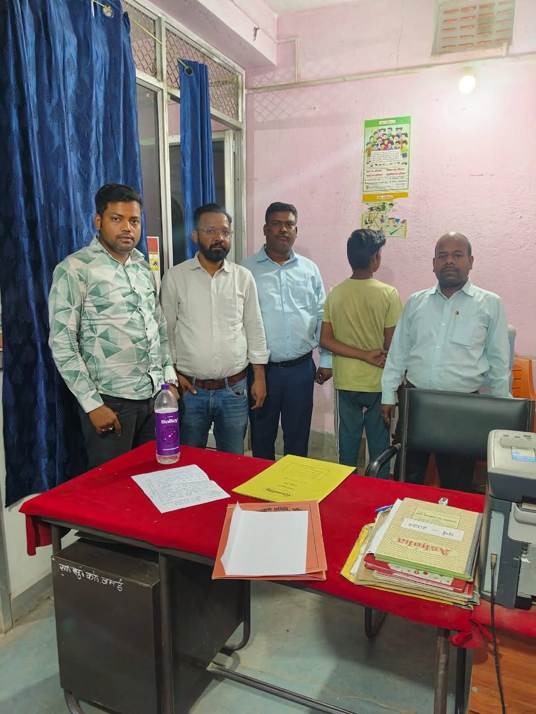बाल श्रम के धावा दल ने एक बाल श्रमिक को कराया विमुक्त